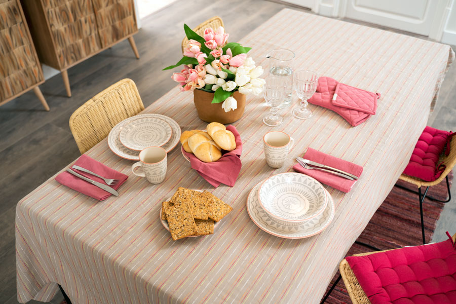 Table from the Fora collection, by La Mallorquina, spring 2021.