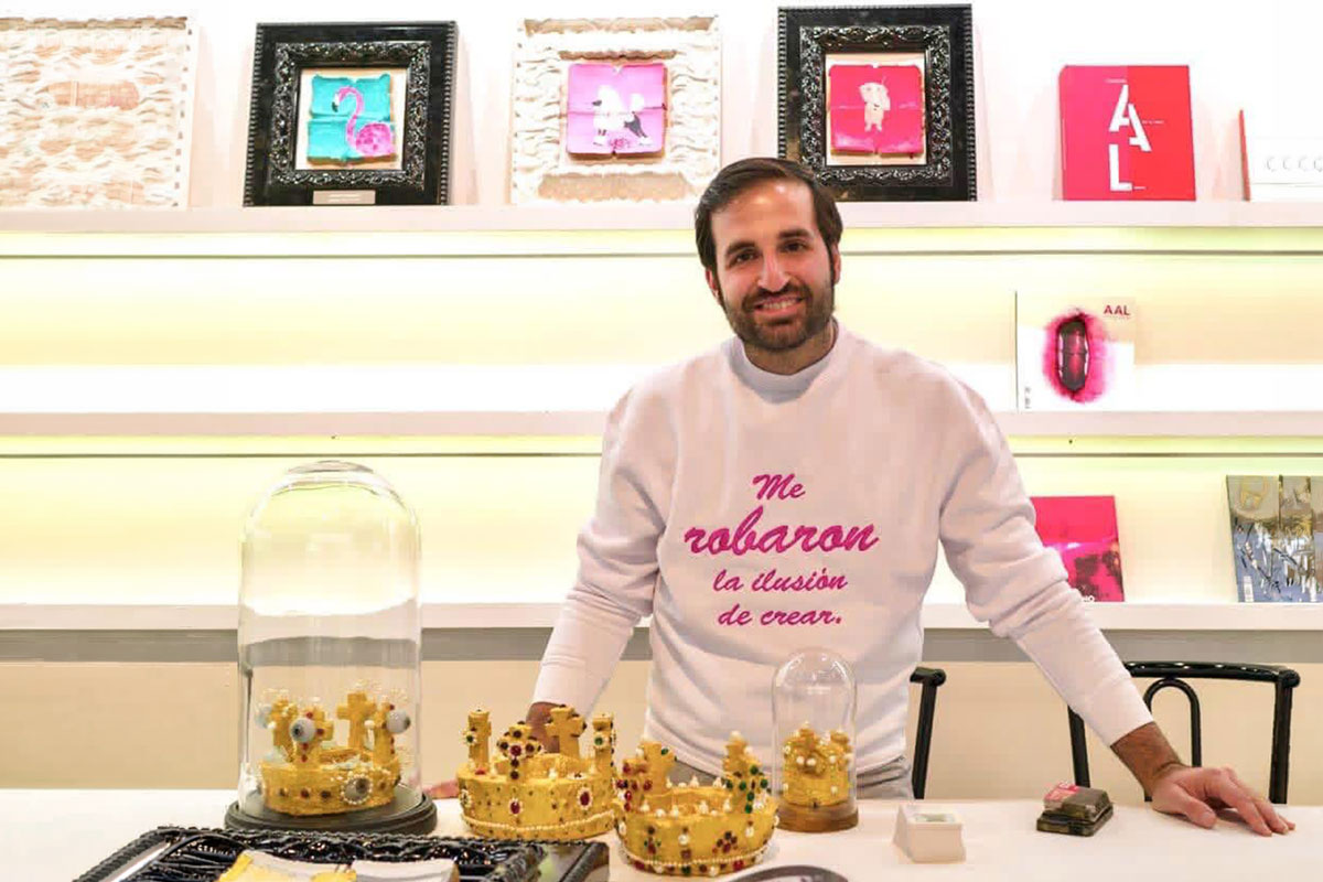 Abraham Gascón in his workshop.
