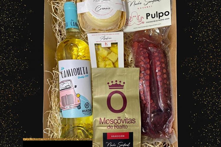Christmas gift basket from Nacho Sandoval.