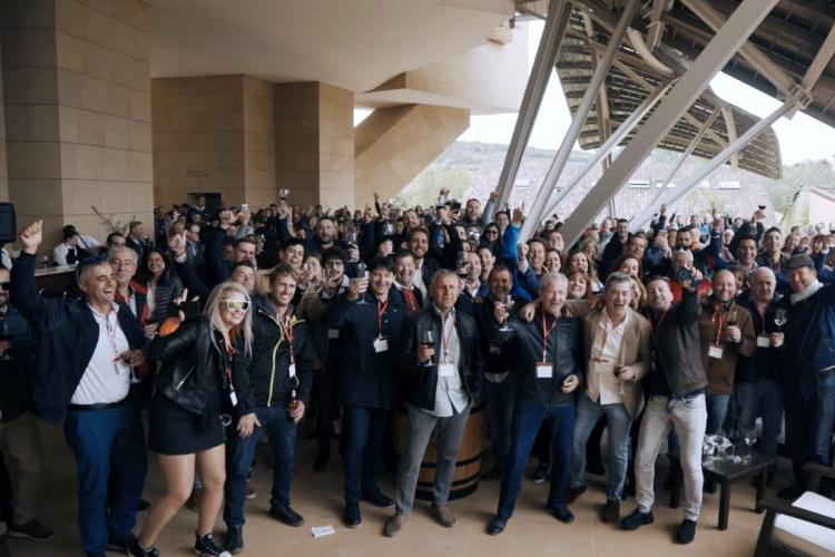 La reunión previa de la gente de Pepe Chuletón.