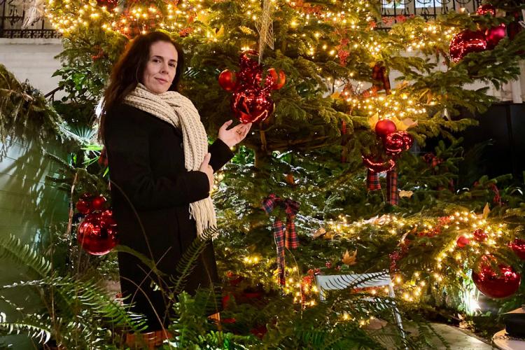 Mayra Alvarez Mateo gives tips for celebrating the perfect Christmas holidays.