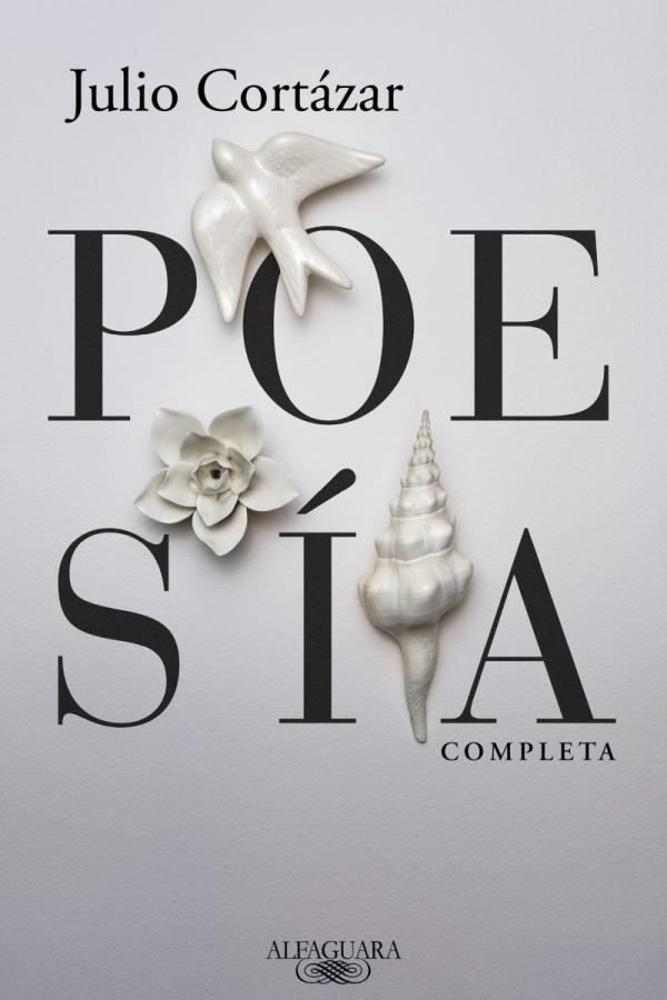 Book cover of the Julio Cortazar poetry book. 